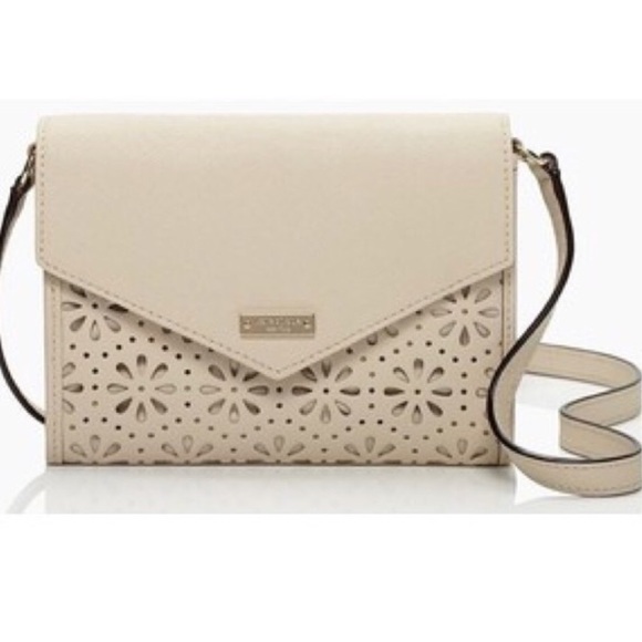 kate spade Handbags - NWOT KATE SPADE CROSSBODY
